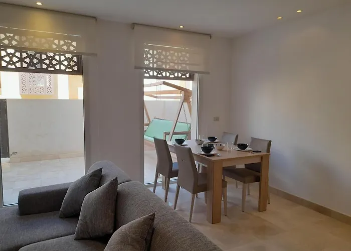 Nayah Stays, Beautiful 3-Bedroom Vacation Home