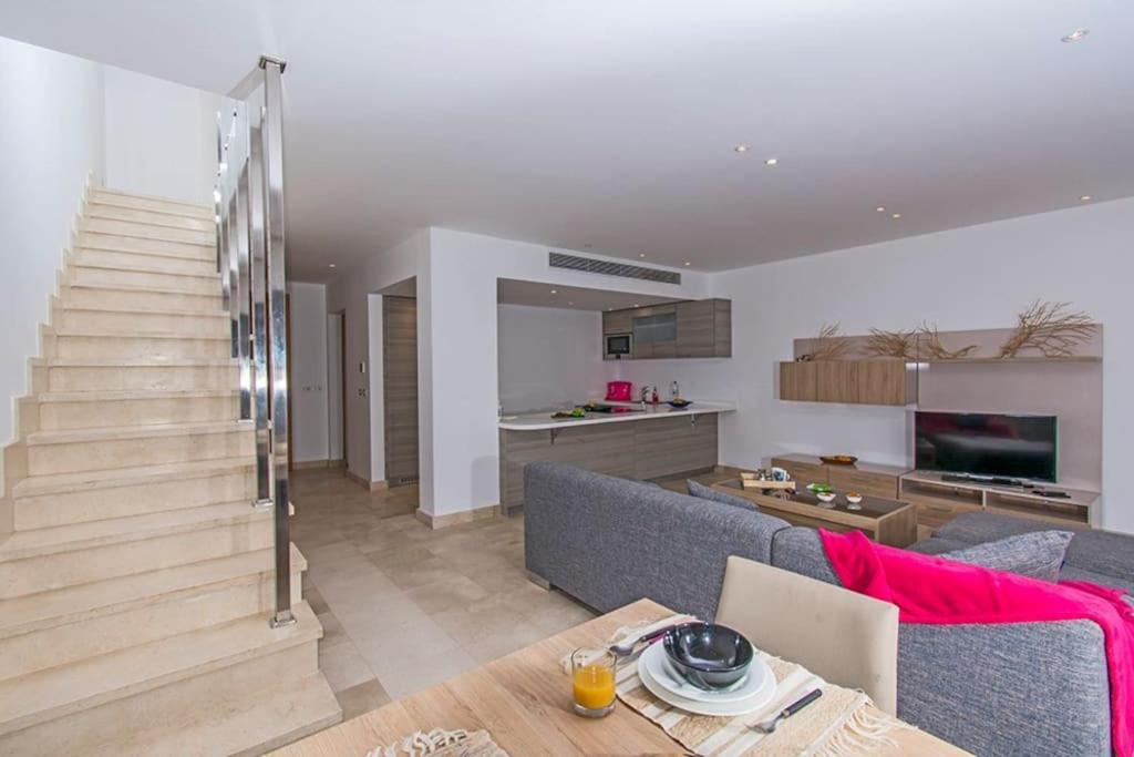 Nayah Stays, Beautiful 3-bedroom Vacation