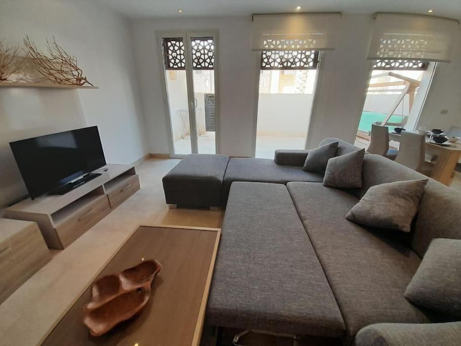 Nayah Stays, Beautiful 3-bedroom Vacation Дом отдыха